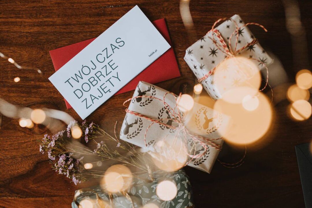 Voucher na papierze prezent FEBLIK