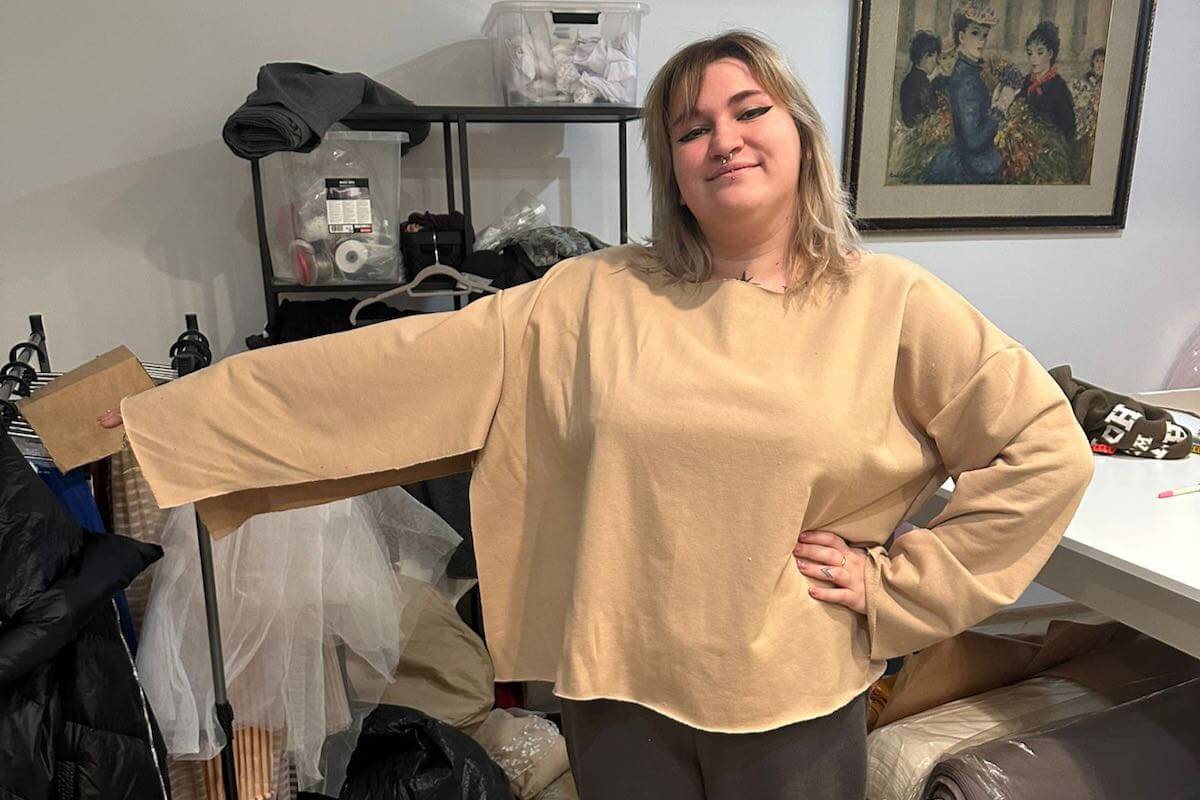 bluza pelka w koronce